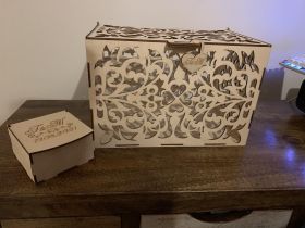 Сватбена кутия за пликове от дърво