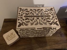 Сватбена кутия за пликове от дърво